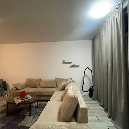 Parid 2 Apartment *