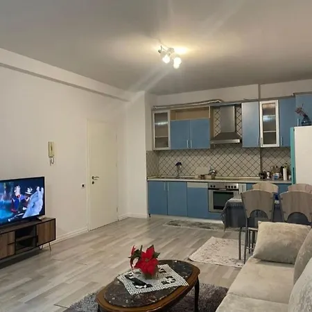 Parid 2 Apartment